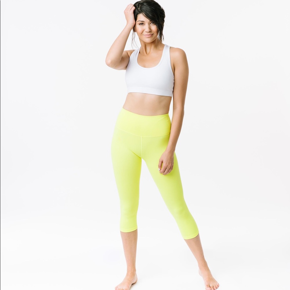Zyia Active Neon Yellow Ascend Hi-Rise Capri 20” size 14-16